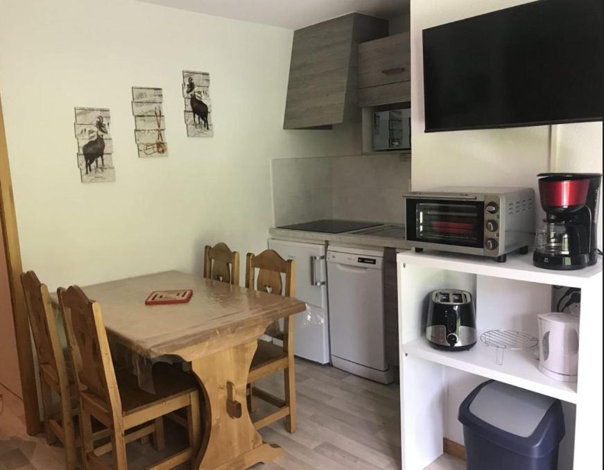 Appartement 4/6 Pers Thollon-les-Memises Bagian luar foto